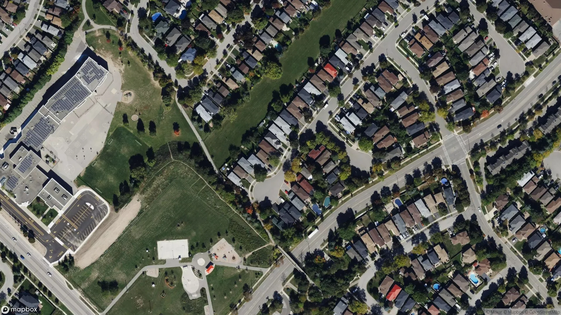 Tax sale property at 3137 Olympus Mews, Mississauga, Ontario, L5N 4W2, Mississauga - Photo 2