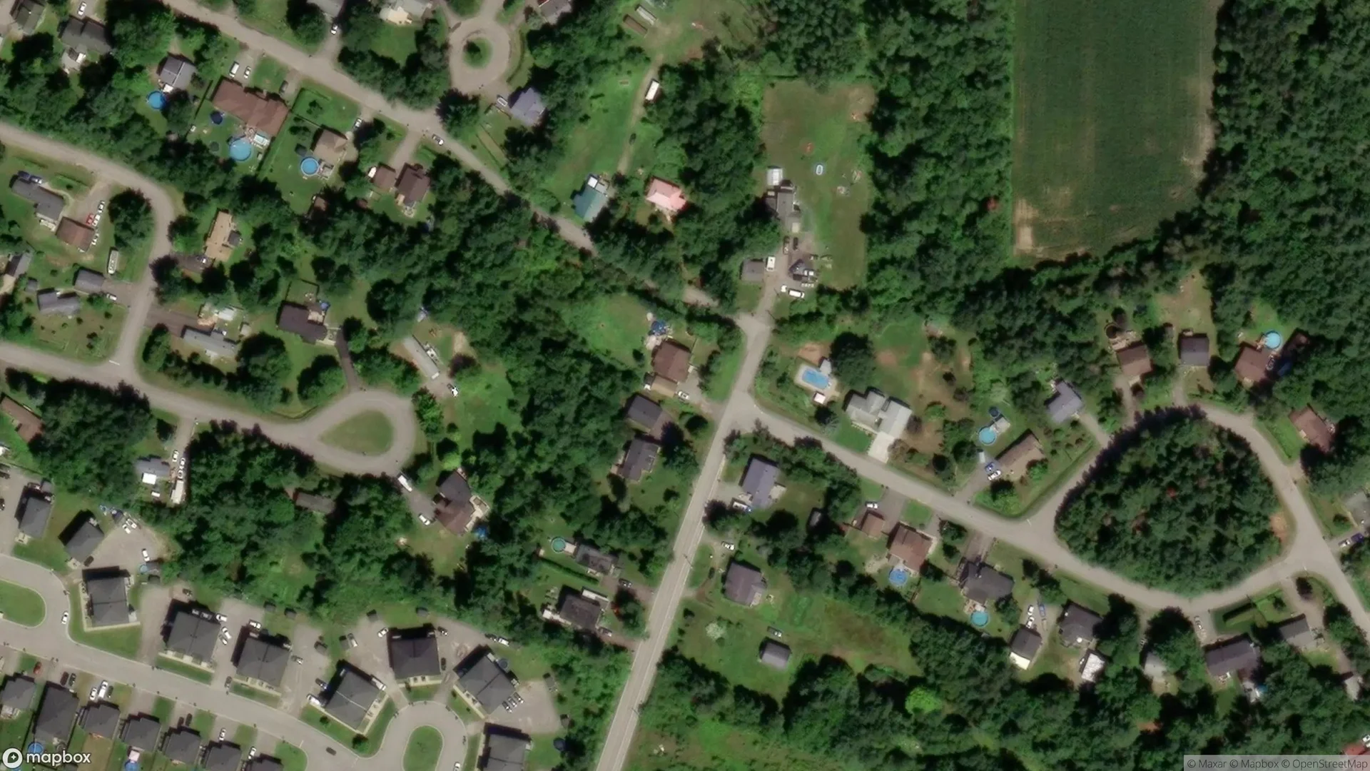 Tax sale property at , Saint-Lin-Laurentides - Photo 2