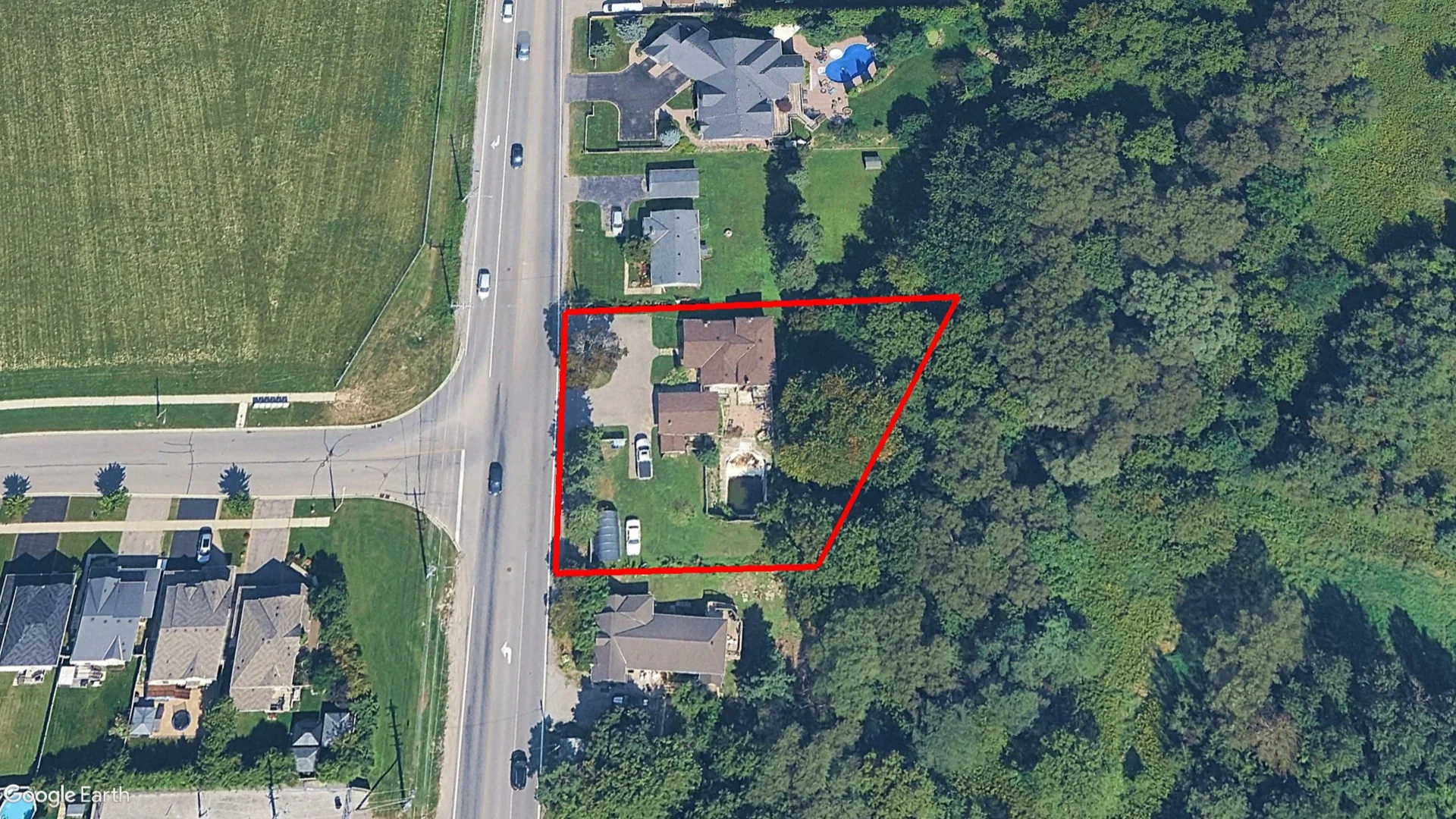 Tax sale property at 1253 Townline Rd. N, Courtice, Clarington - Photo 2
