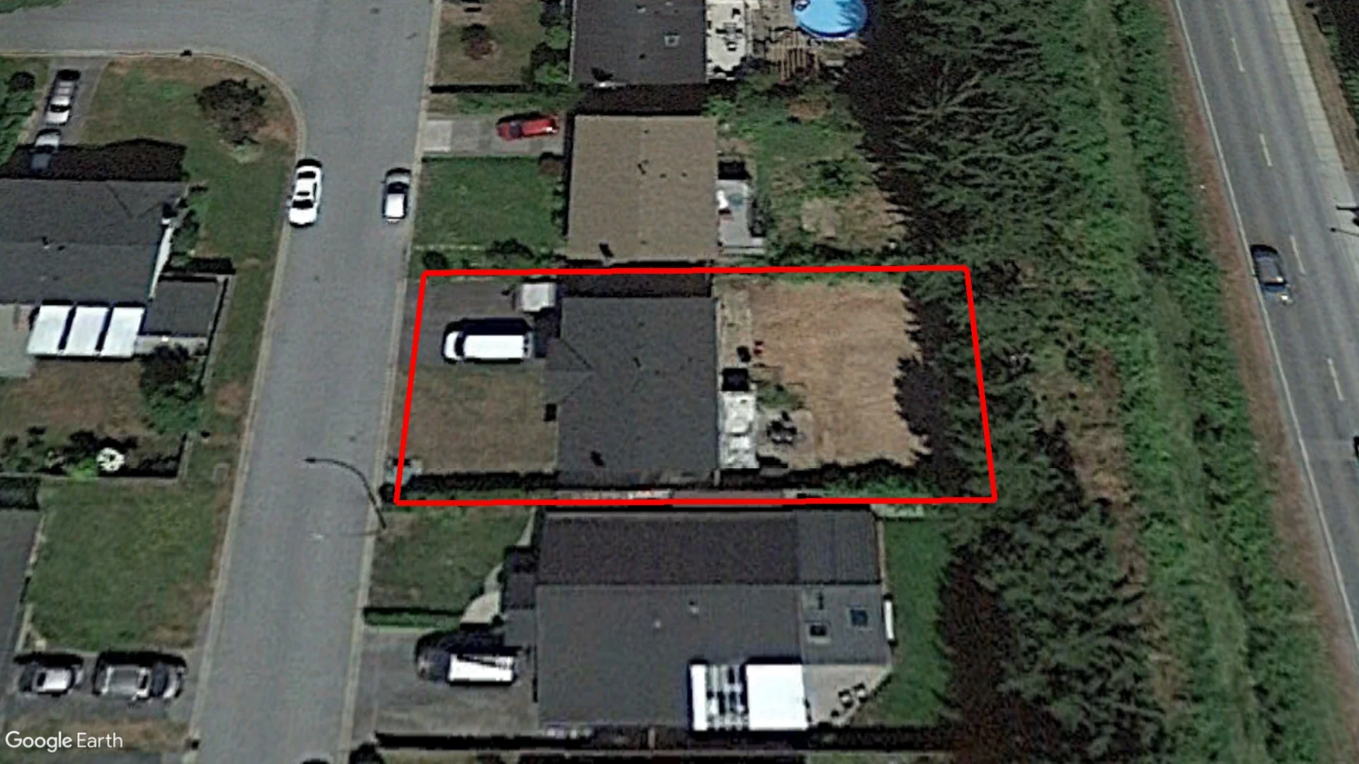 3828 RICHMOND ST PORT COQUITLAM V3B 3E8