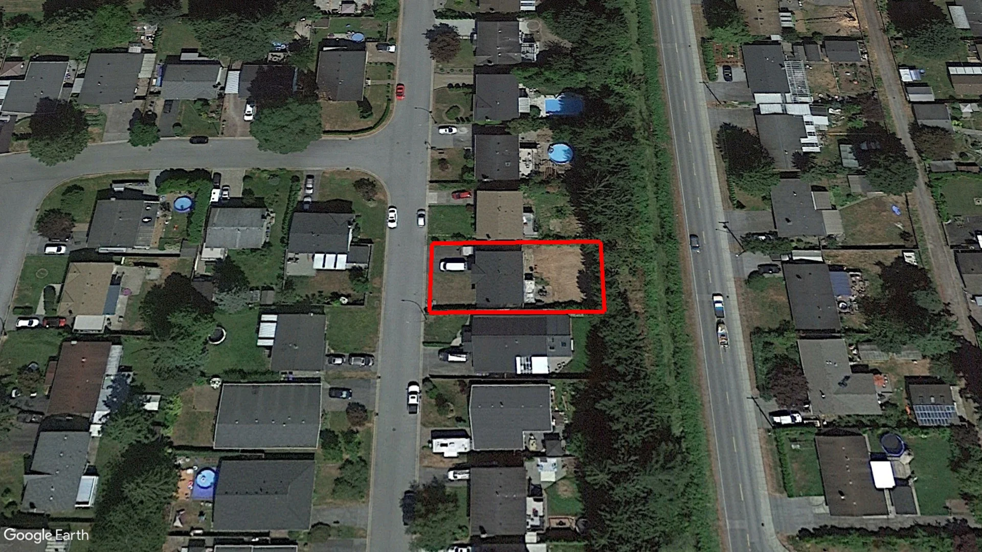 3828 RICHMOND ST PORT COQUITLAM V3B 3E8