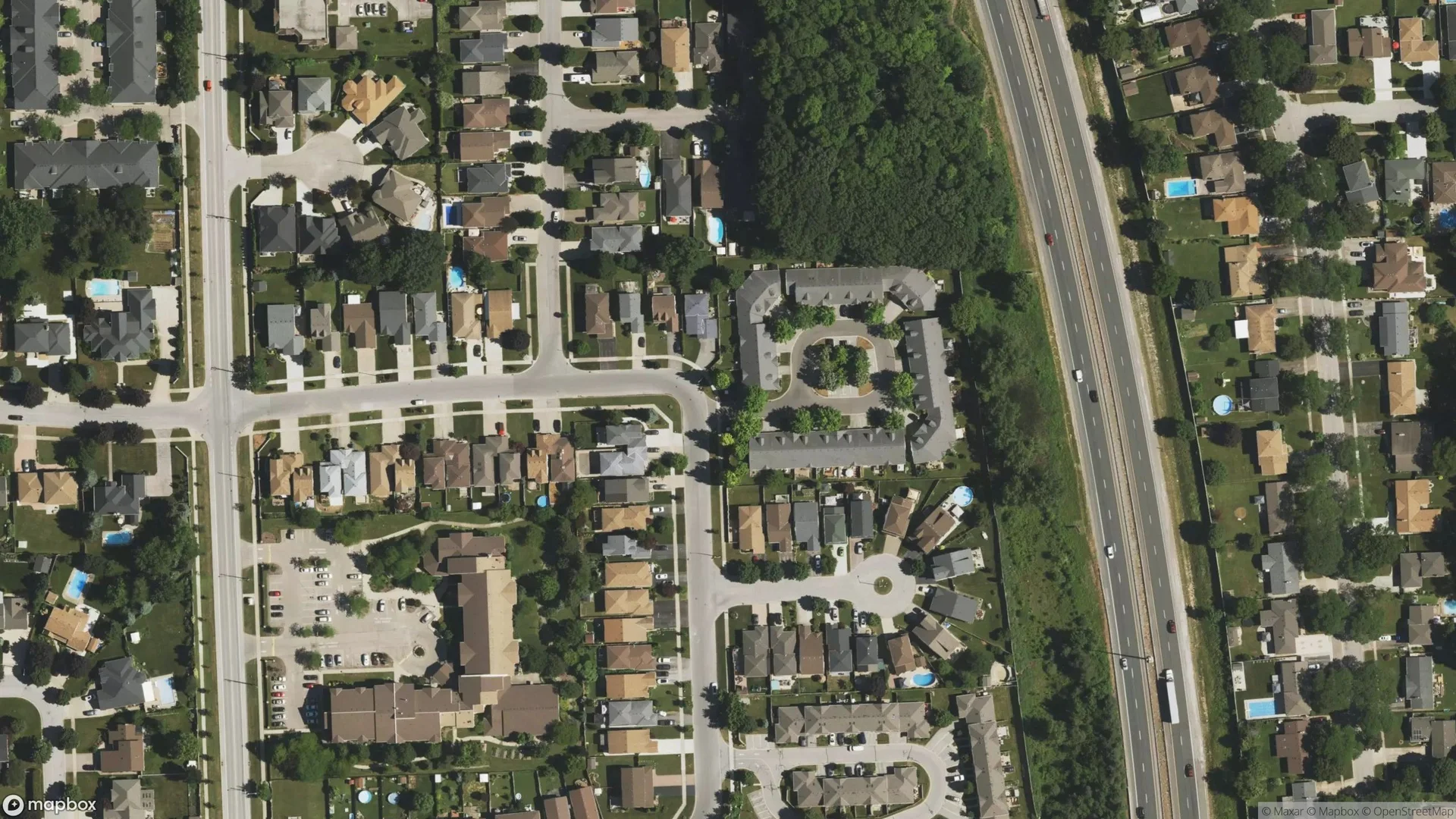 Tax sale property at , Niagara Falls - Photo 2