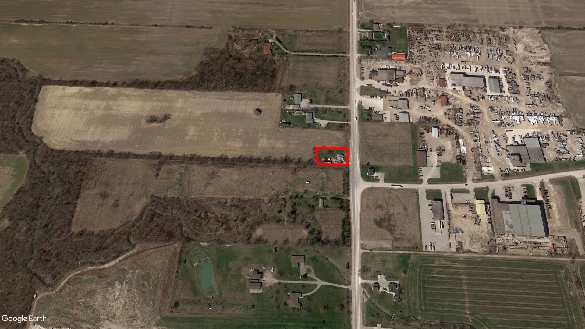 Tax sale property at 7862 Howard Ave, Amherstburg - Photo 2