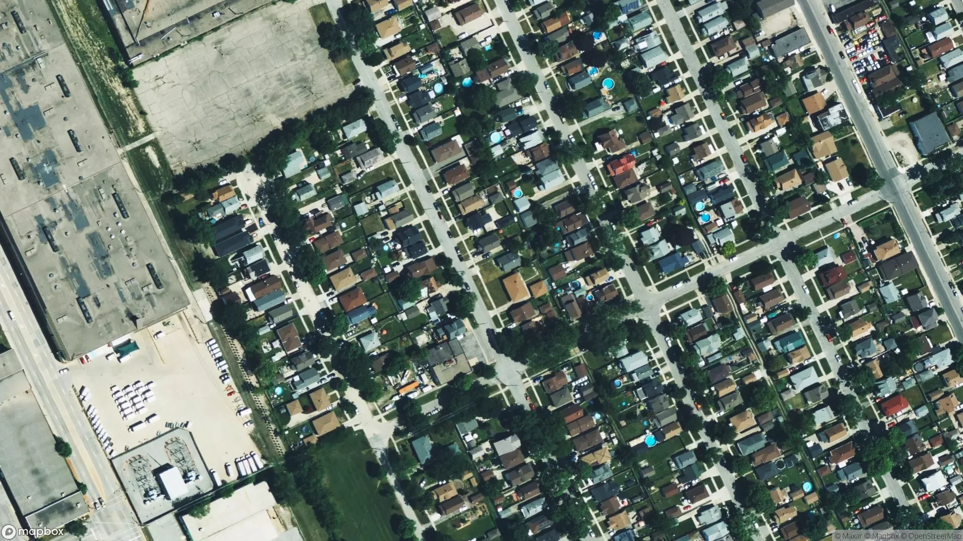 Tax sale property at 1678 St. Luke Road, Windsor, ON  N8Y 3N5, Windsor - Photo 2