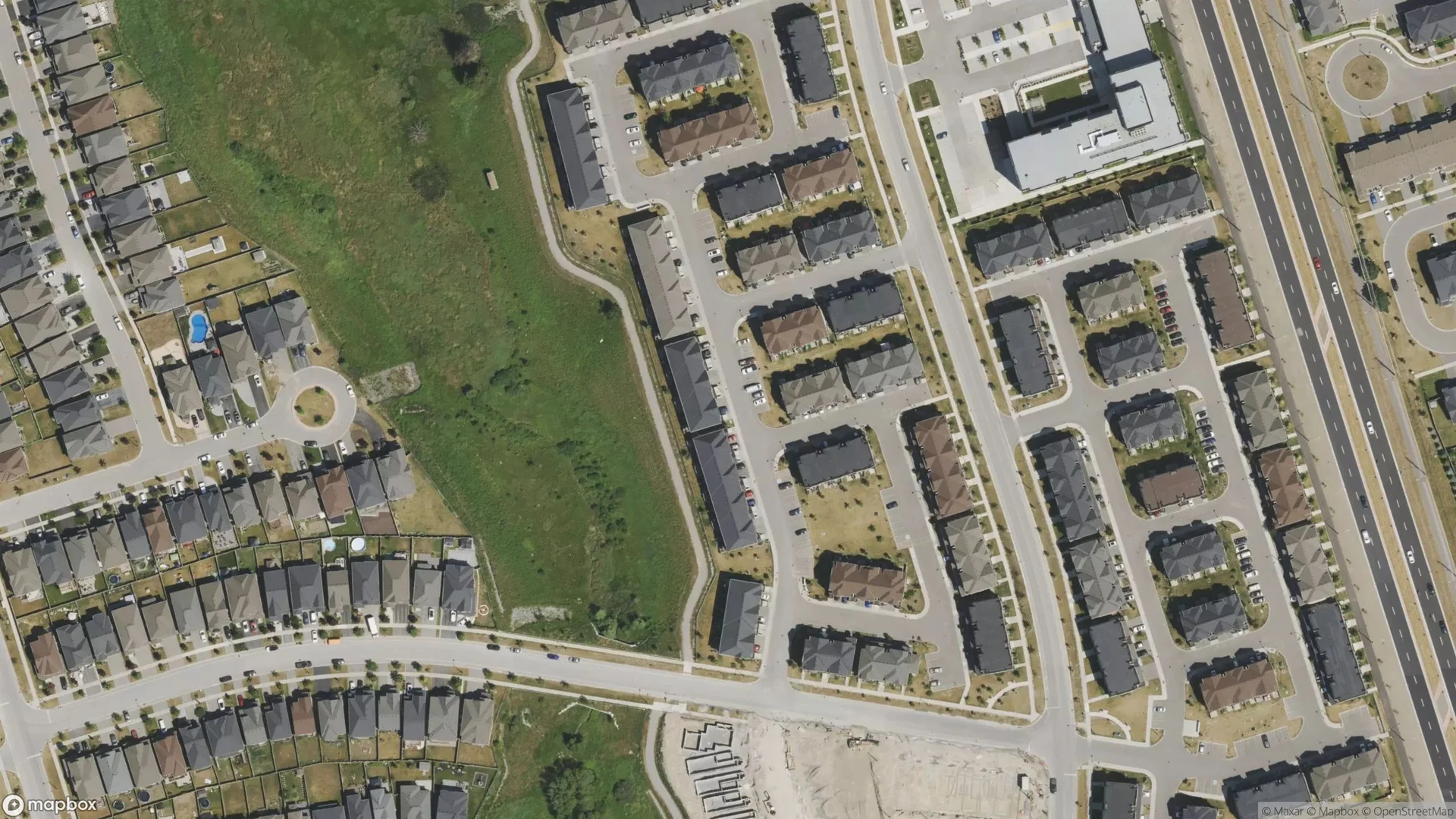 Tax sale property at , Oshawa - Photo 2