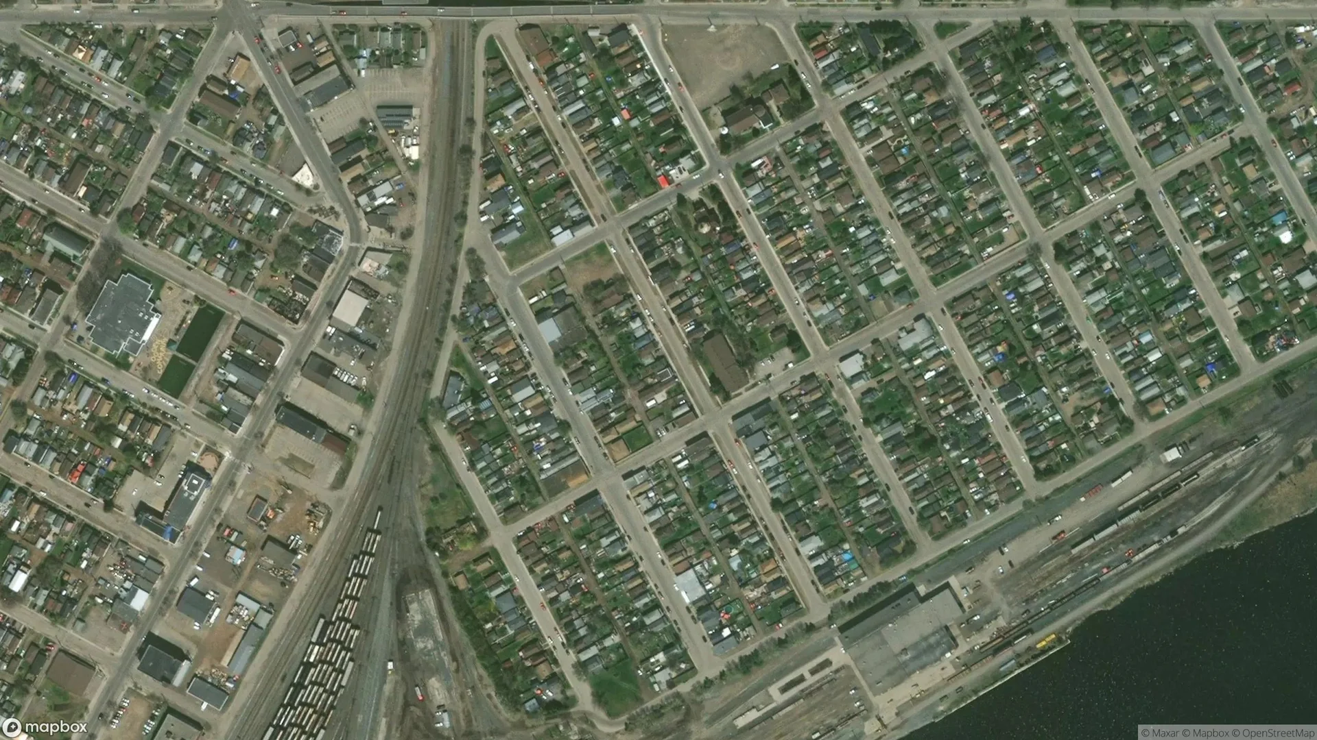 613 Mclaughlin St in Thunder Bay