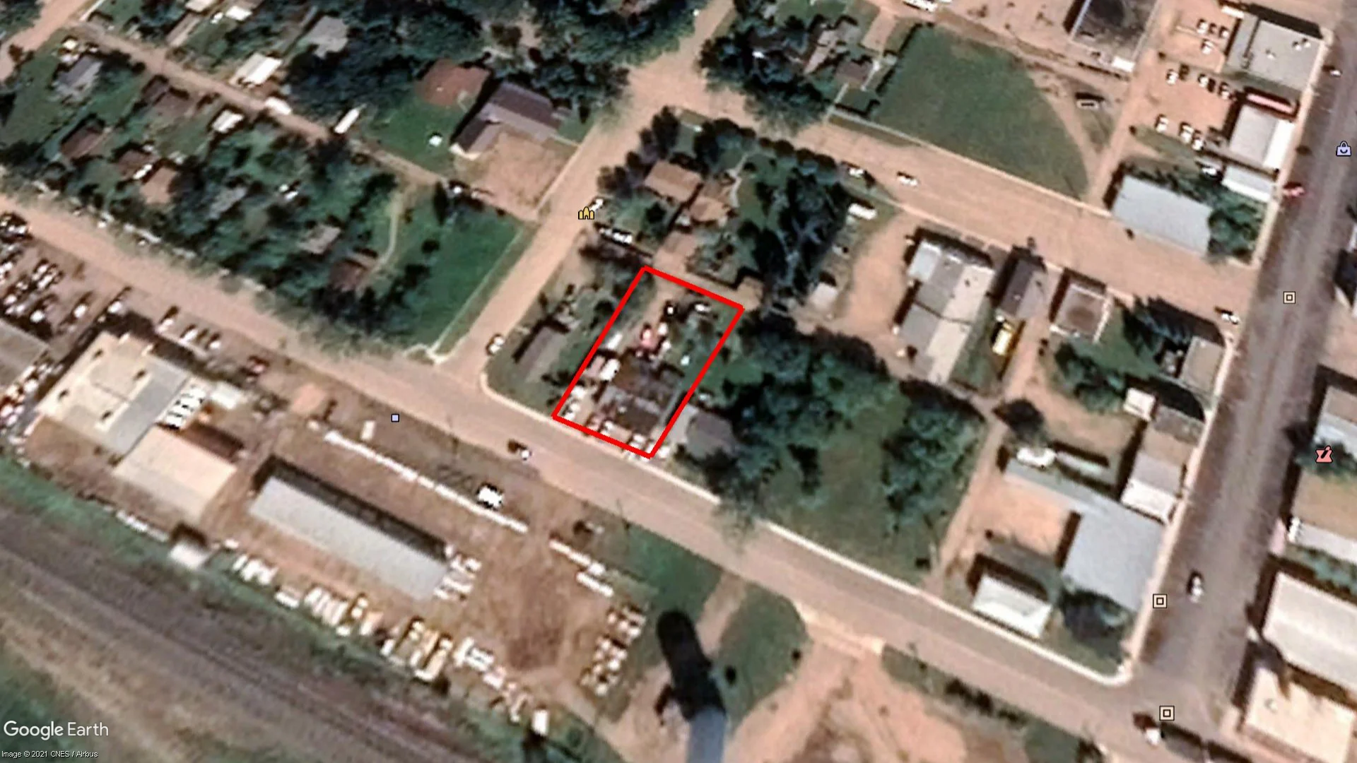 Tax sale property at 5036 -51 Ave, Town of Viking - Photo 2