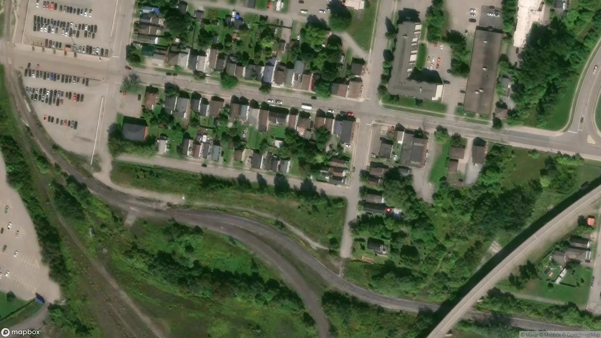 Tax sale property at 610 Portage Lane, Sault Ste. Marie, ON - Photo 2