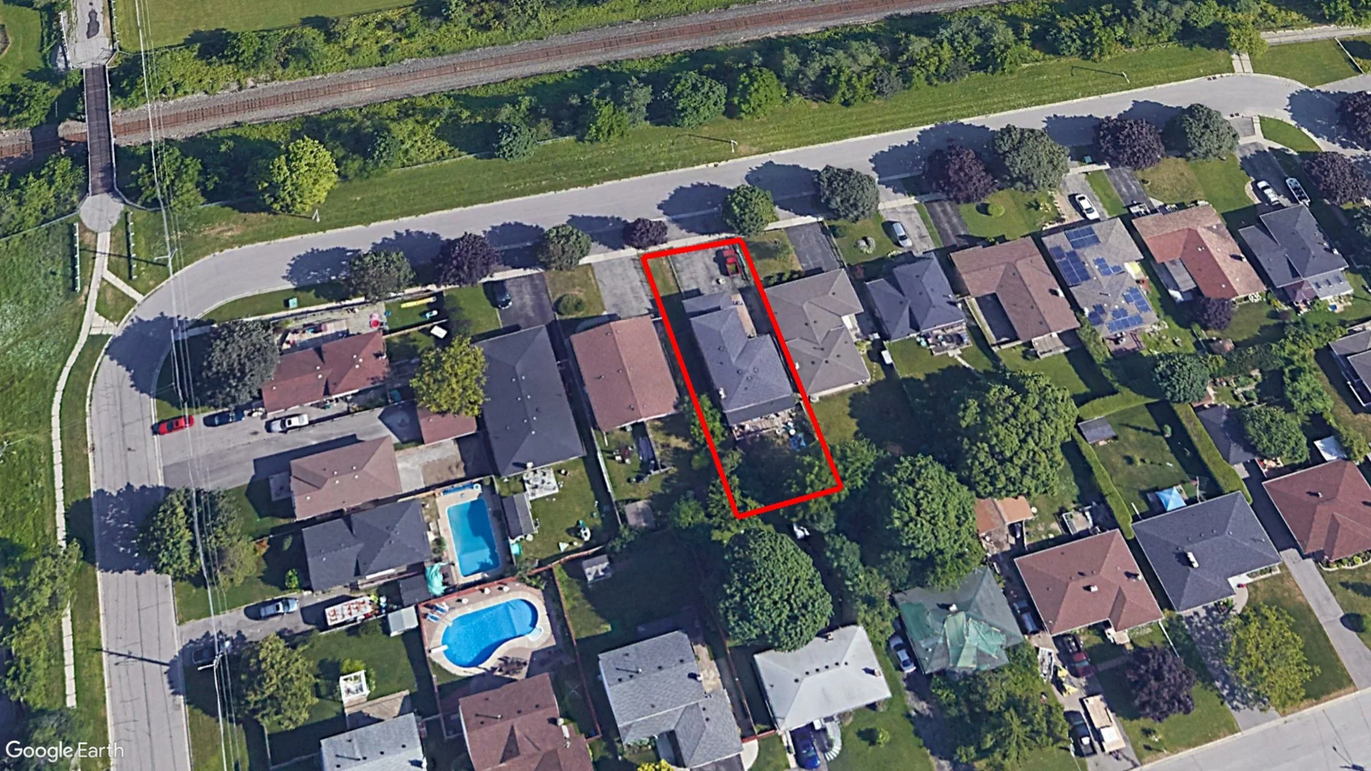 Tax sale property at 719 Keates Ave, Oshawa, Oshawa - Photo 2