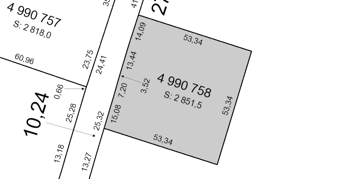 Tax sale property at 447, chemin Lac Long, La Vallee-de-la-Gatineau - Photo 4