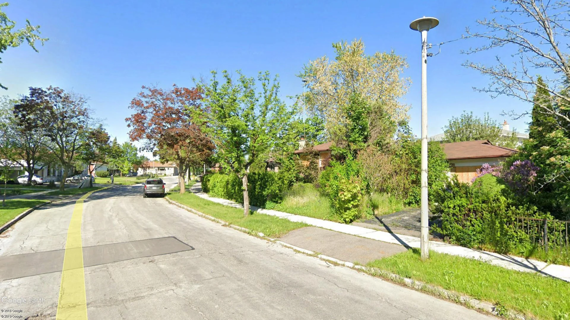Tax sale property at 56 Netherly Drive, Toronto - Photo 4