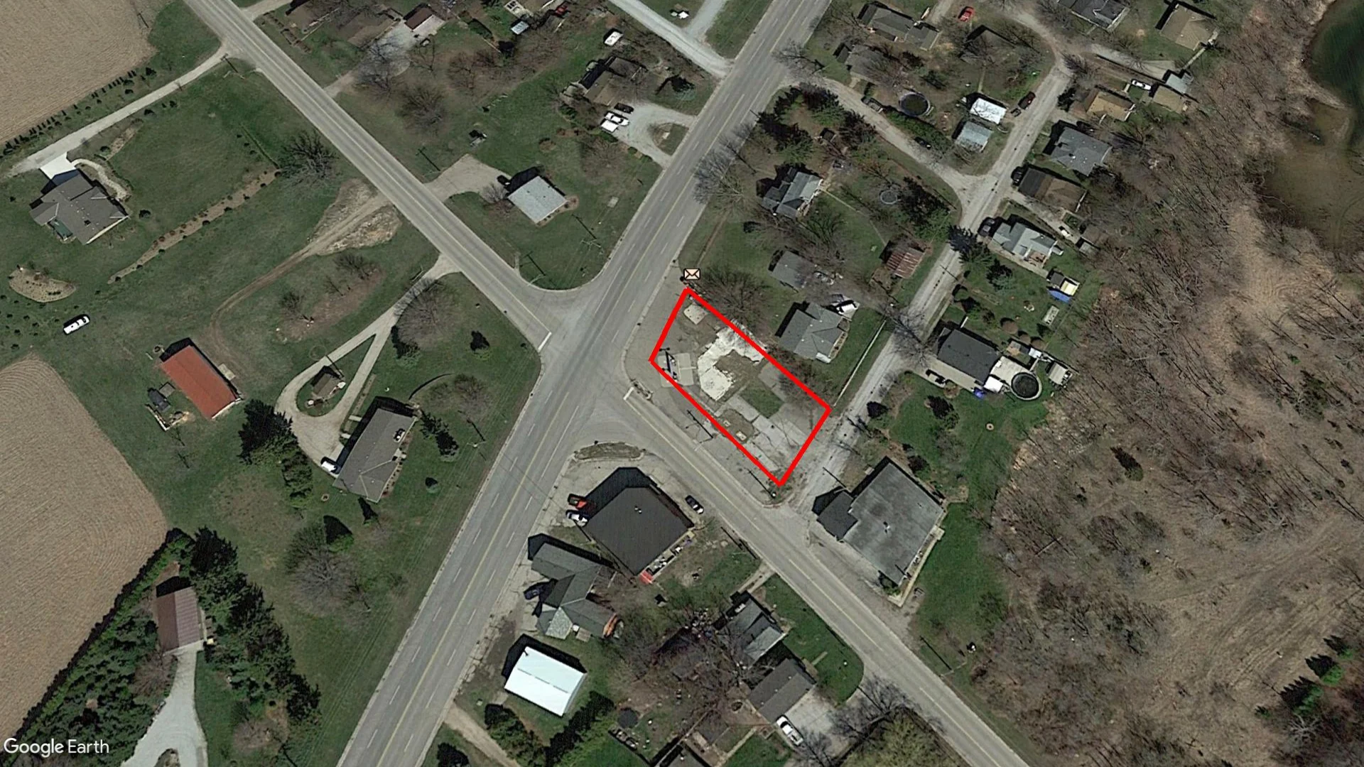 Tax sale property at 8602 Talbot Trail, Cedar Springs, Chatham-Kent - Photo 2