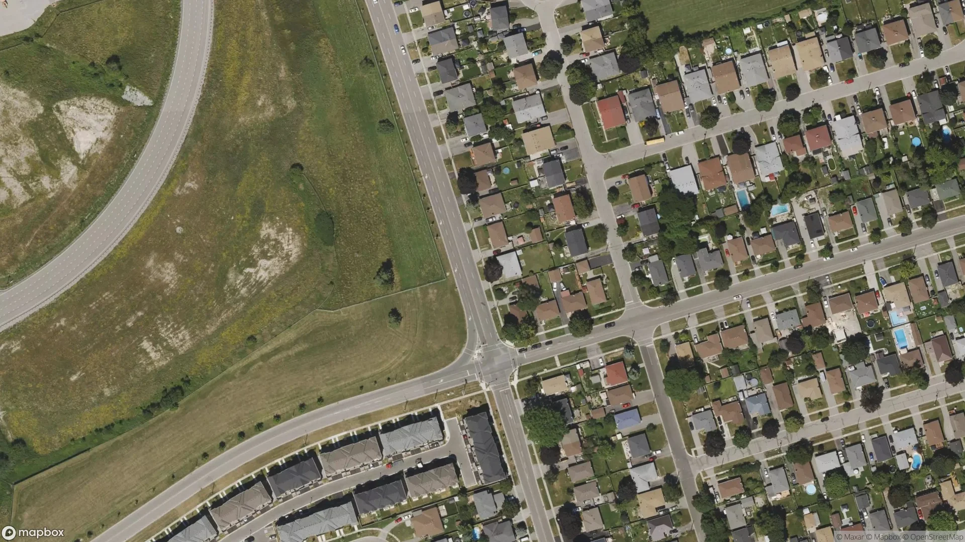 Tax sale property at , Oshawa - Photo 2