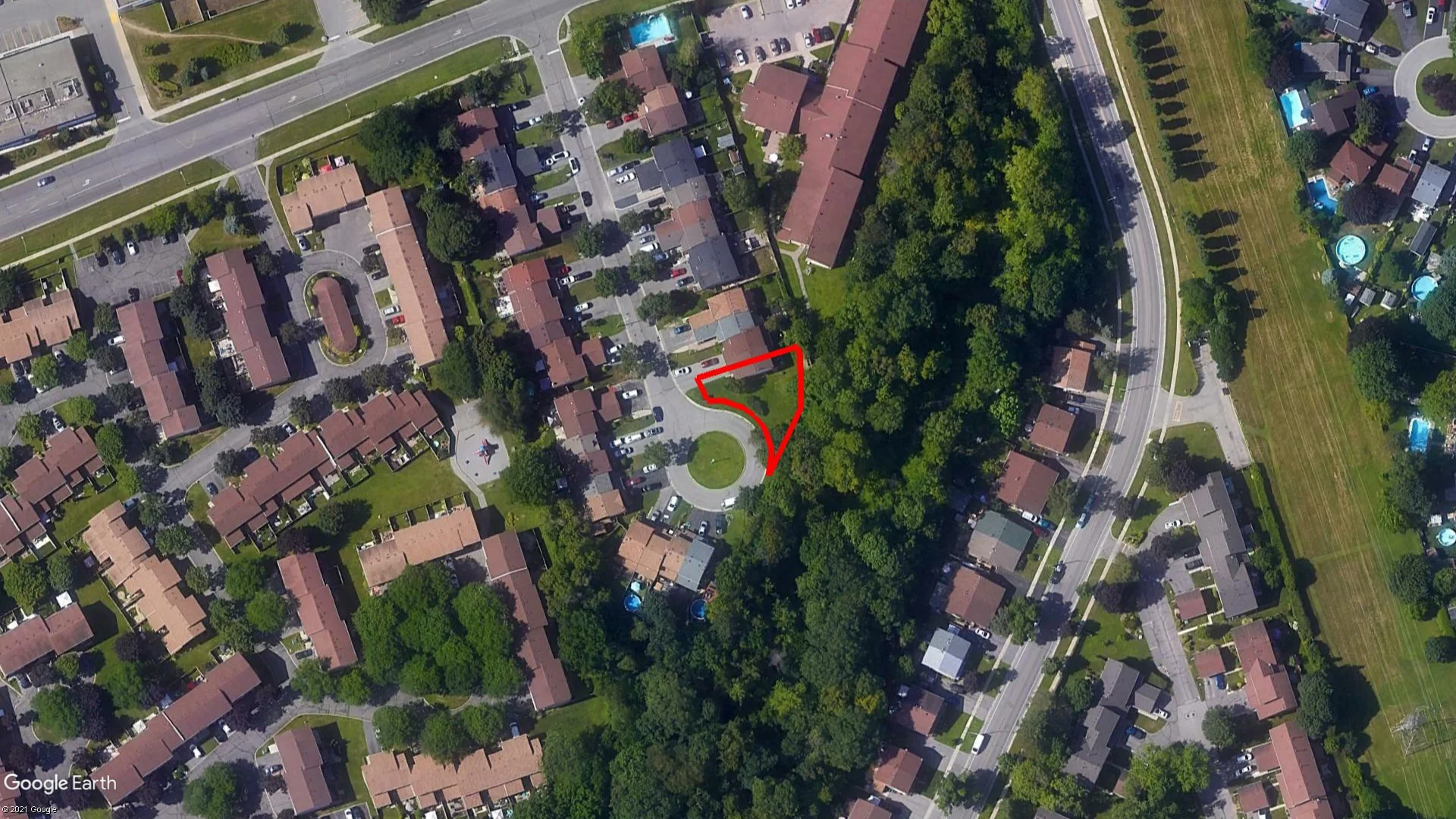 Tax sale property at , Oshawa - Photo 2