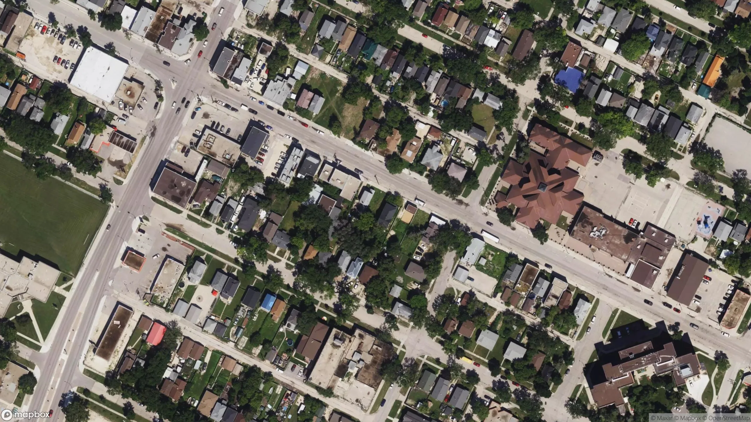 Tax sale property at , Winnipeg - Photo 2