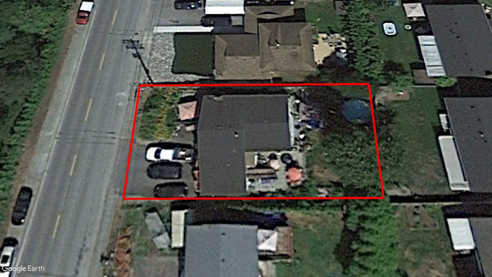 3374 CEDAR DR PORT COQUITLAM V3B 3C5