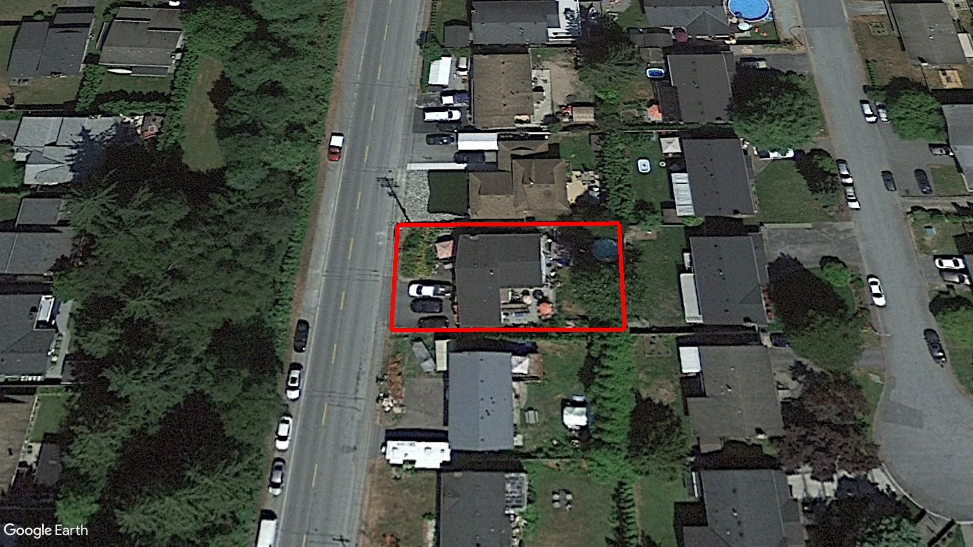 3374 CEDAR DR PORT COQUITLAM V3B 3C5