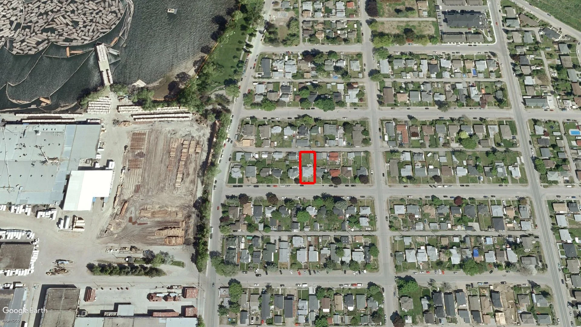 Tax sale property at 556 OKANAGAN BLVD KELOWNA V1Y 7L1, Kelowna - Photo 2