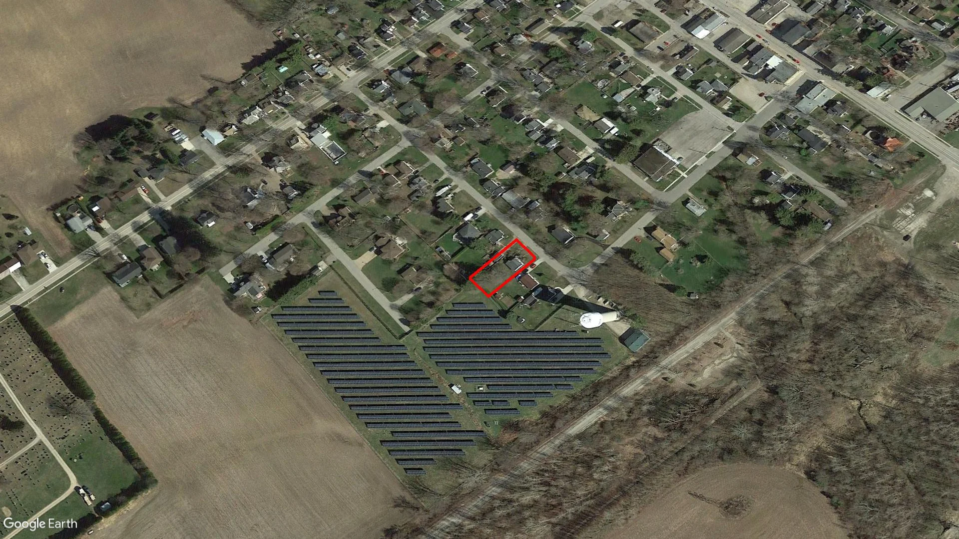 Tax sale property at 220 Flora Street, West Elgin - Photo 3