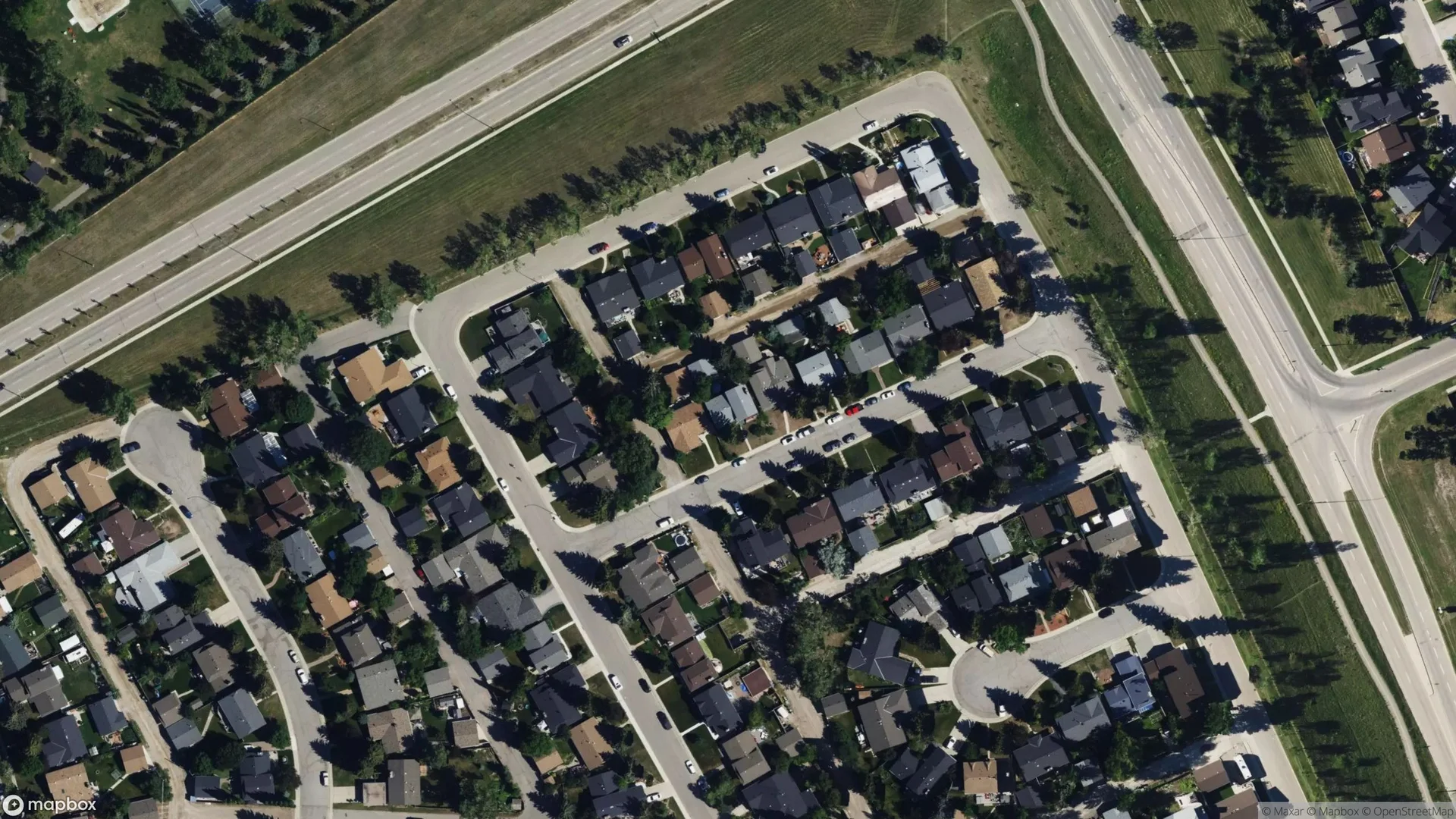 Tax sale property at 312 Parkridge Way SE, Calgary, AB  T2J 4Z6, Calgary - Photo 2
