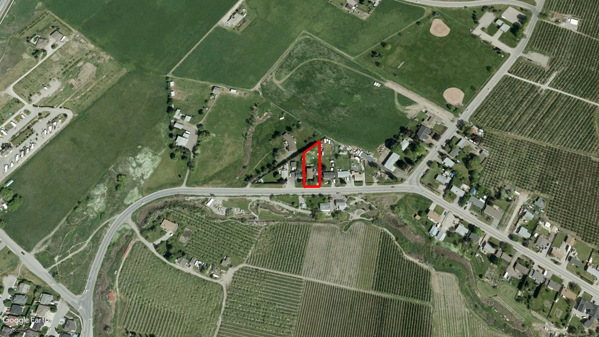 Tax sale property at 262 VALLEY RD N KELOWNA V1V 2G1, Kelowna - Photo 2