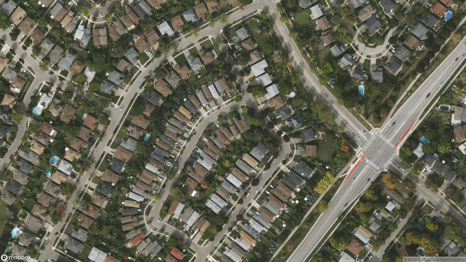 Tax sale property at 1636 Dewberry Crescent, Mississauga, Ontario, L4W 3B7, Mississauga - Photo 2