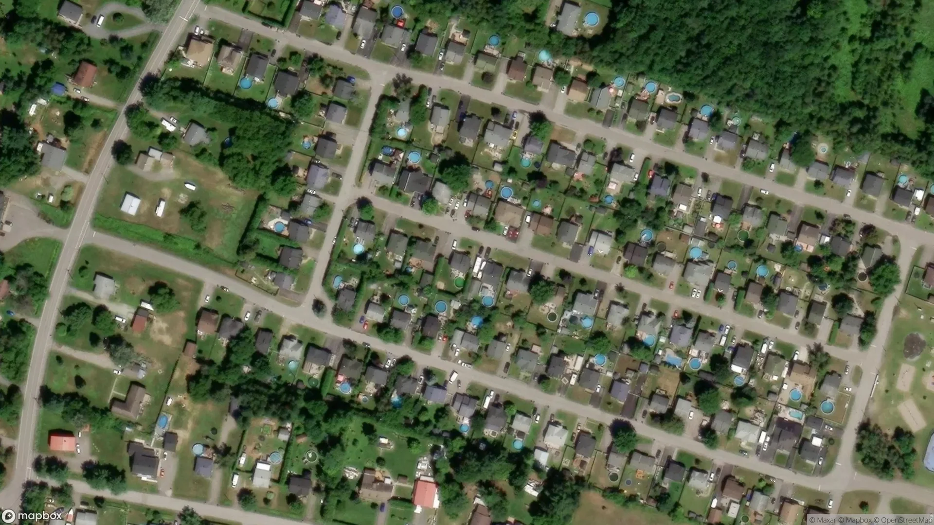 Tax sale property at , Saint-Lin-Laurentides - Photo 2