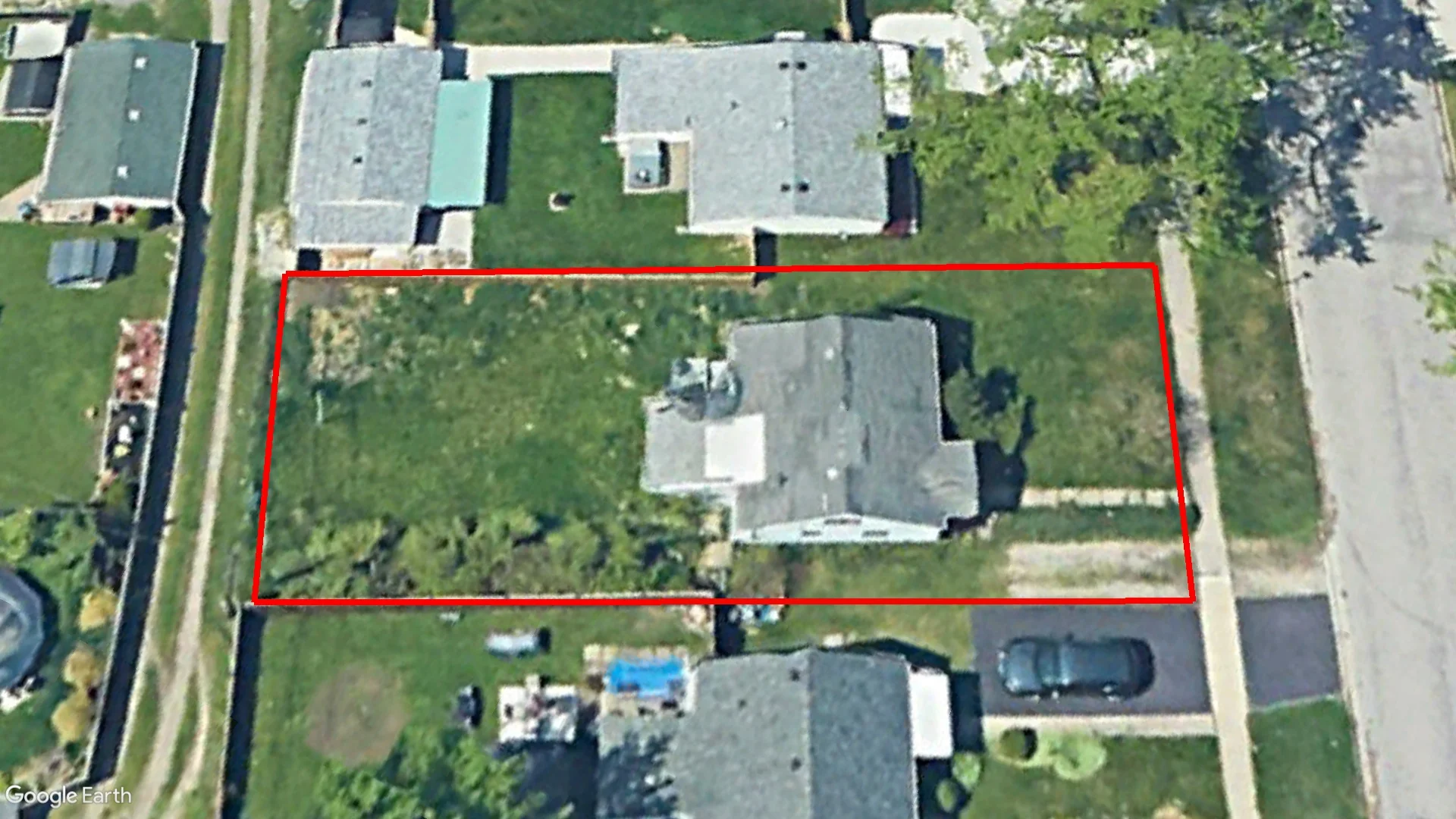 Tax sale property at 1311 Oak Street, Windsor, Windsor - Photo 2