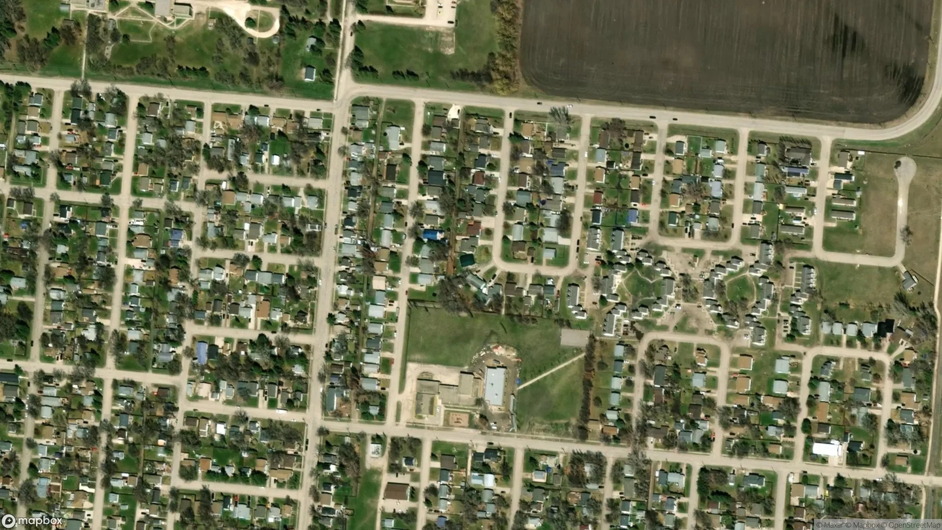 718 Poplar Bay, Portage la Prairie, MB  R1N 3K8