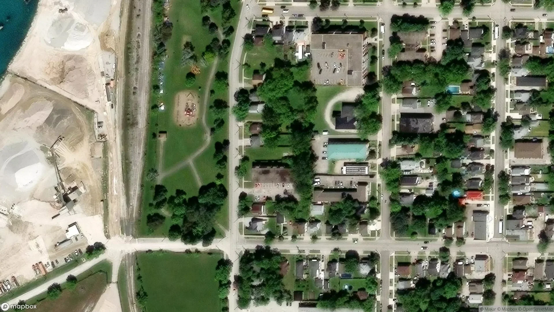 Tax sale property at , Sarnia - Photo 2