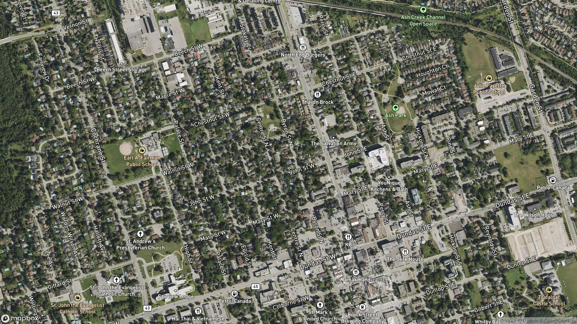 302 Byron St N, Whitby