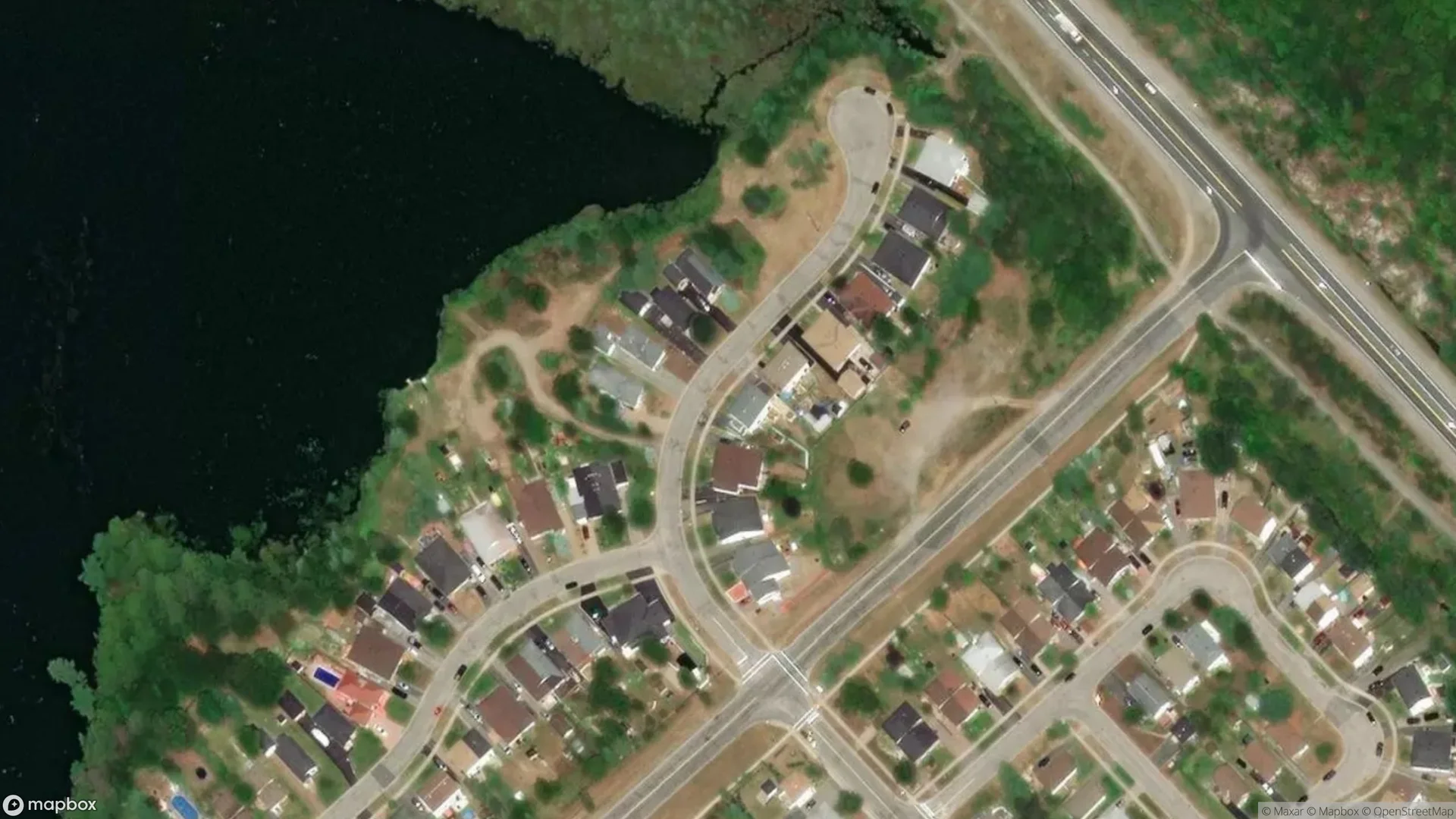 Tax sale property at , Elliot Lake - Photo 2
