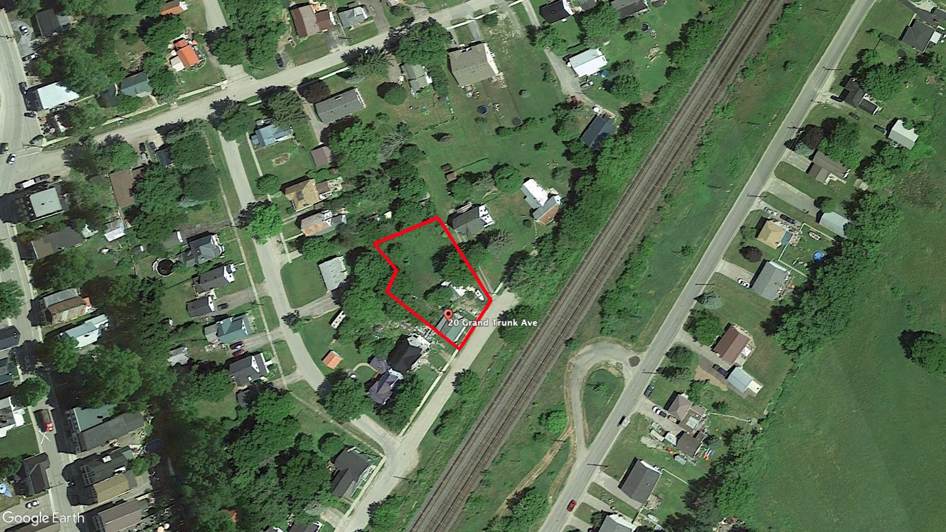 Tax sale property at 20 Grand Trunk Ave, Lansdowne, ON K0E 1L0, Leeds and the Thousand Islands - Photo 2
