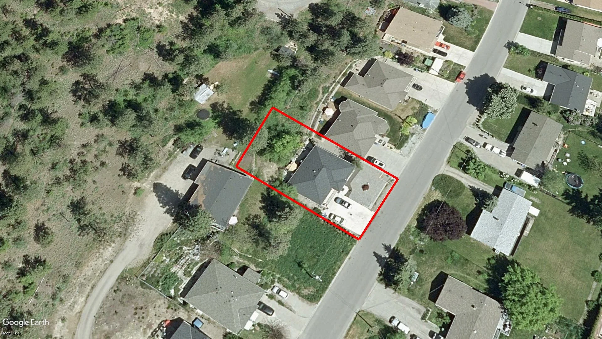 Tax sale property at 338 MOUBRAY RD KELOWNA V1V 1R5, Kelowna - Photo 2