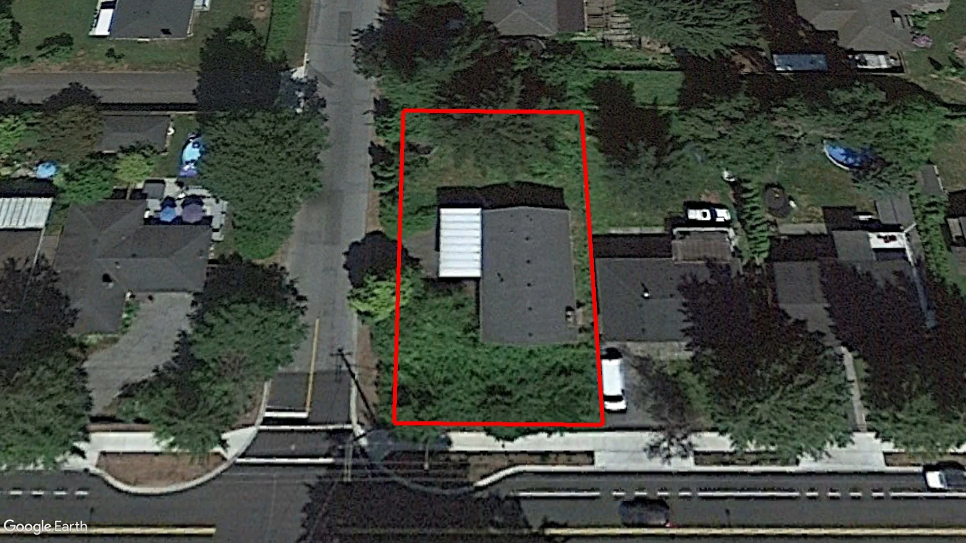 1033 PRAIRIE AVE PORT COQUITLAM V3B 1S3