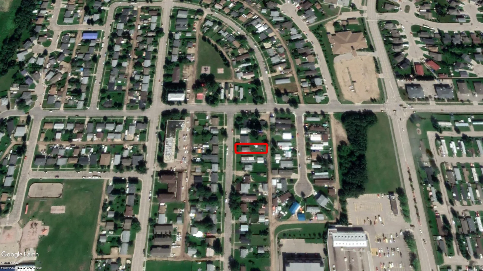Tax sale property at 5411-46 st., Whitecourt - Photo 3