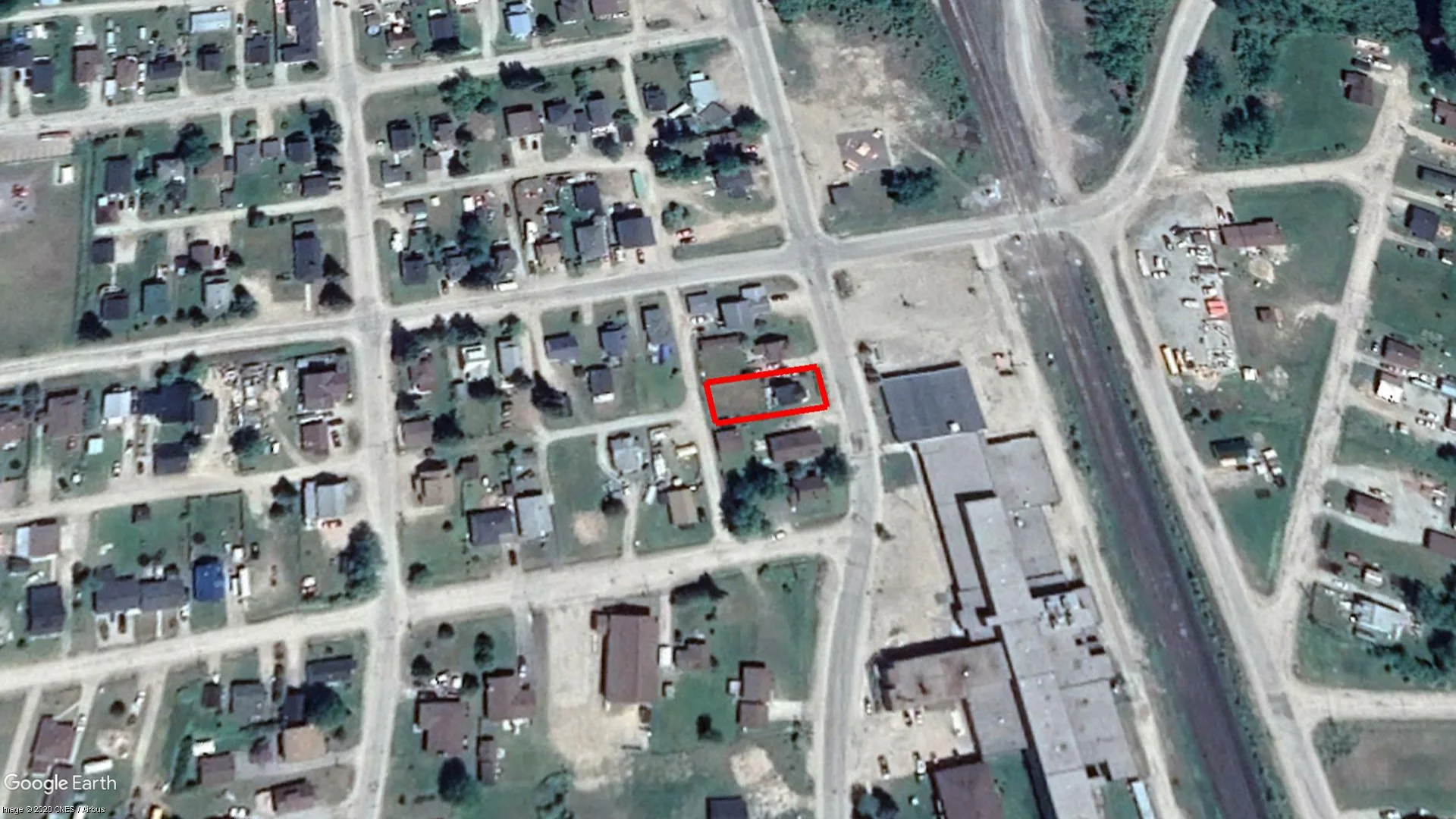 Tax sale property at 137 Front Street, Hornepayne - Photo 3