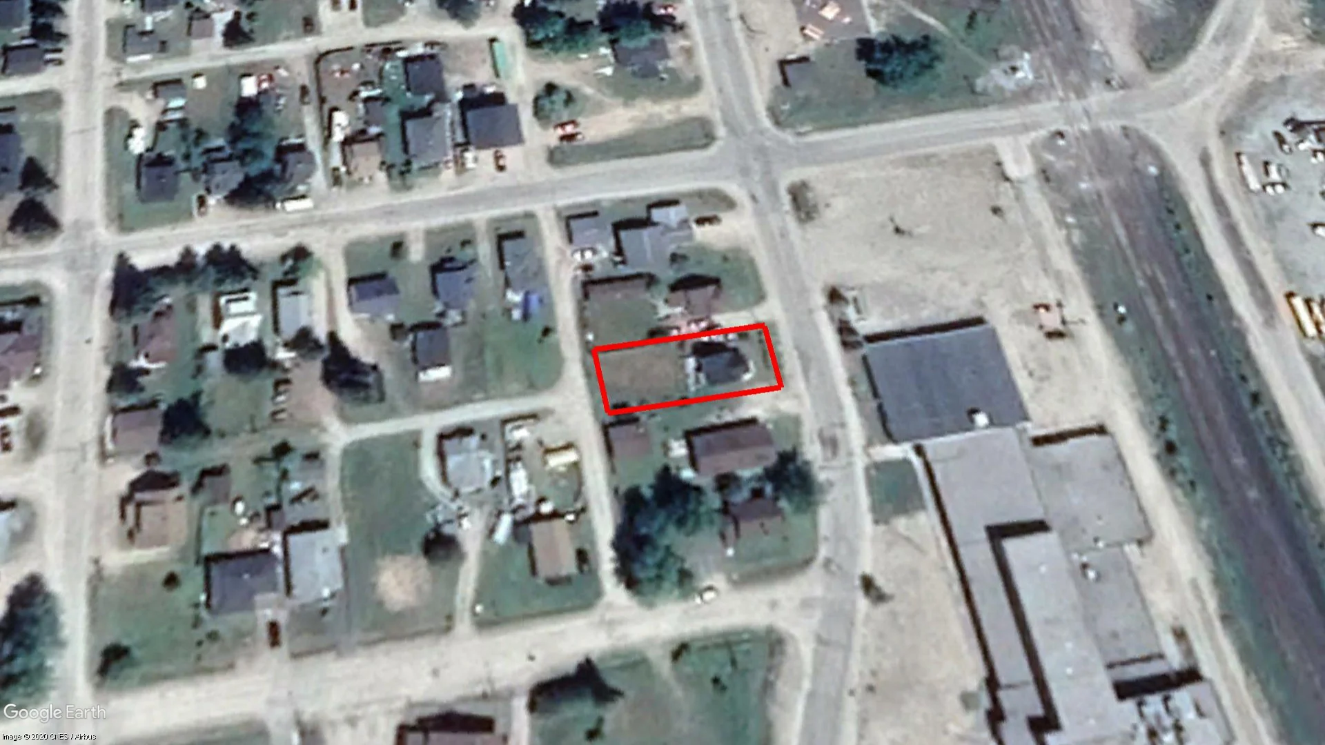 Tax sale property at 137 Front Street, Hornepayne - Photo 2