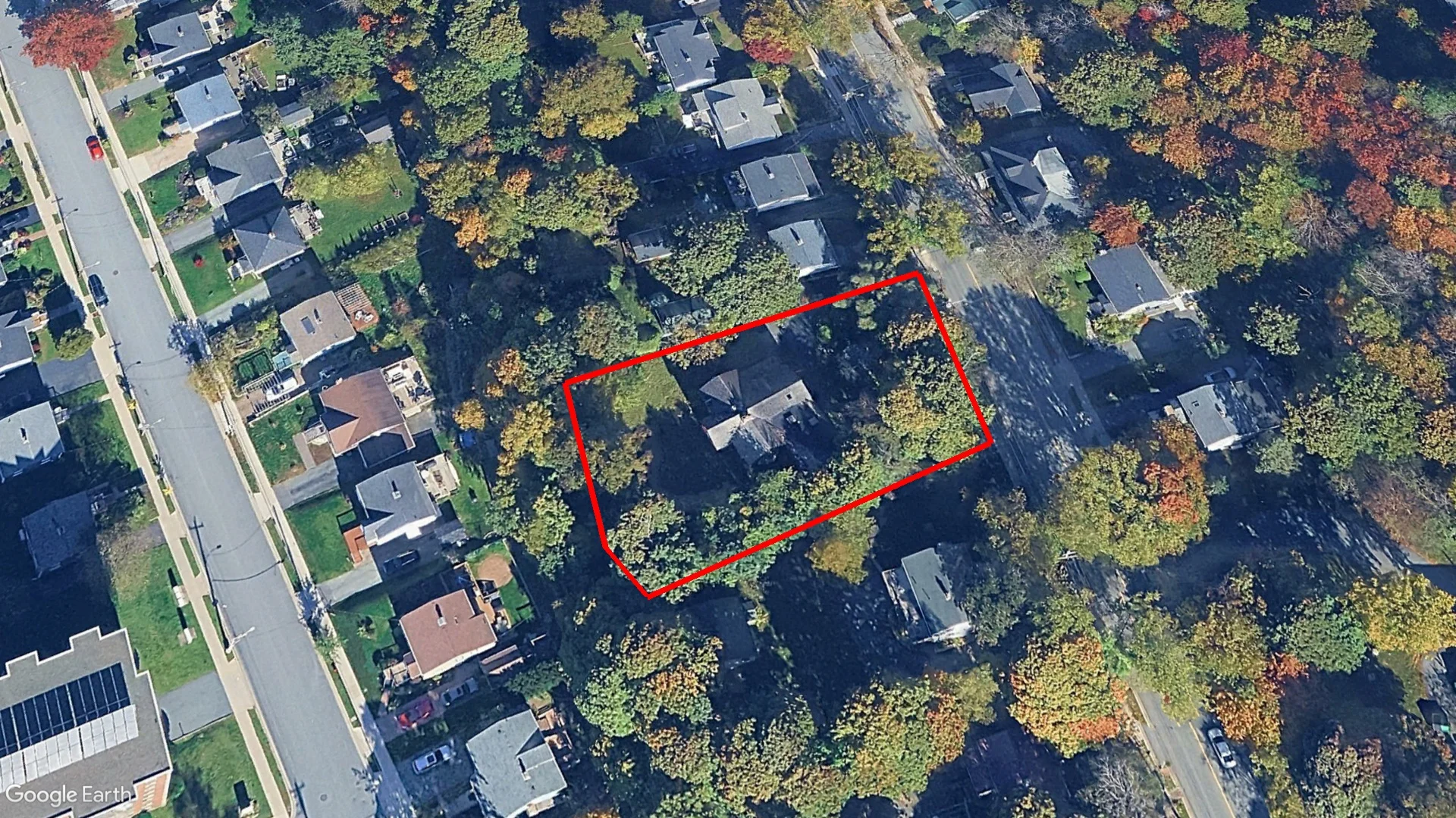 Tax sale property at 144 Pleasant St Dartmouth - Dwellings, Halifax - Photo 2