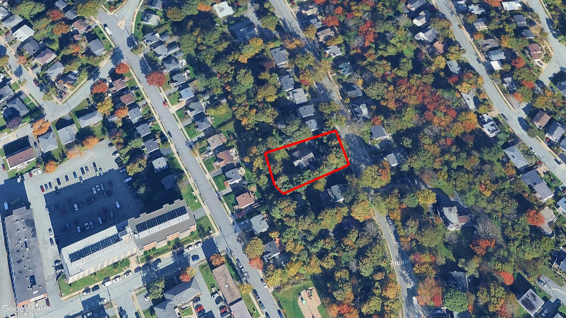 Tax sale property at 144 Pleasant St Dartmouth - Dwellings, Halifax - Photo 3