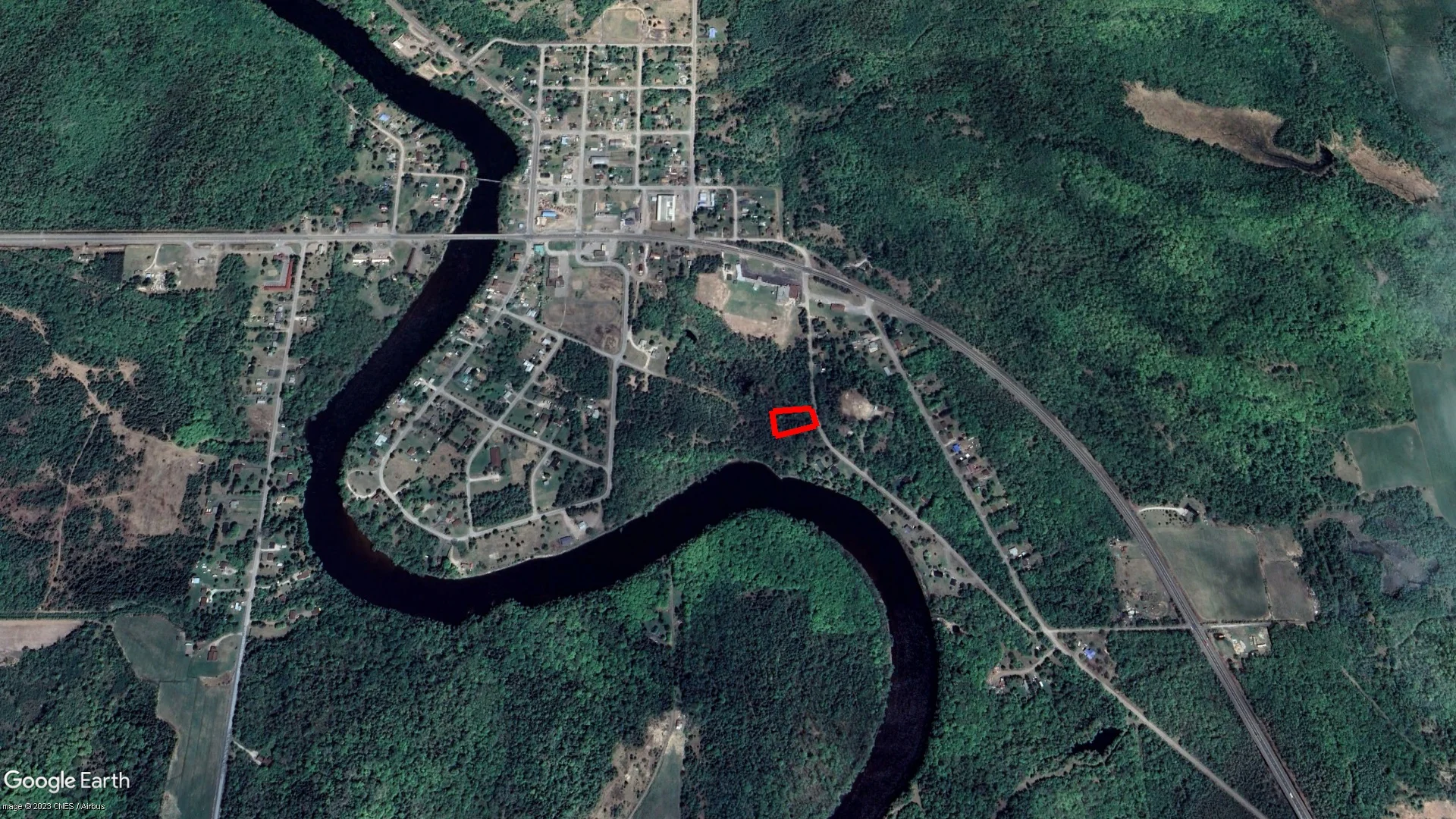 Tax sale property at 2 Glen St, Iron Bridge, Huron Shores - Photo 3