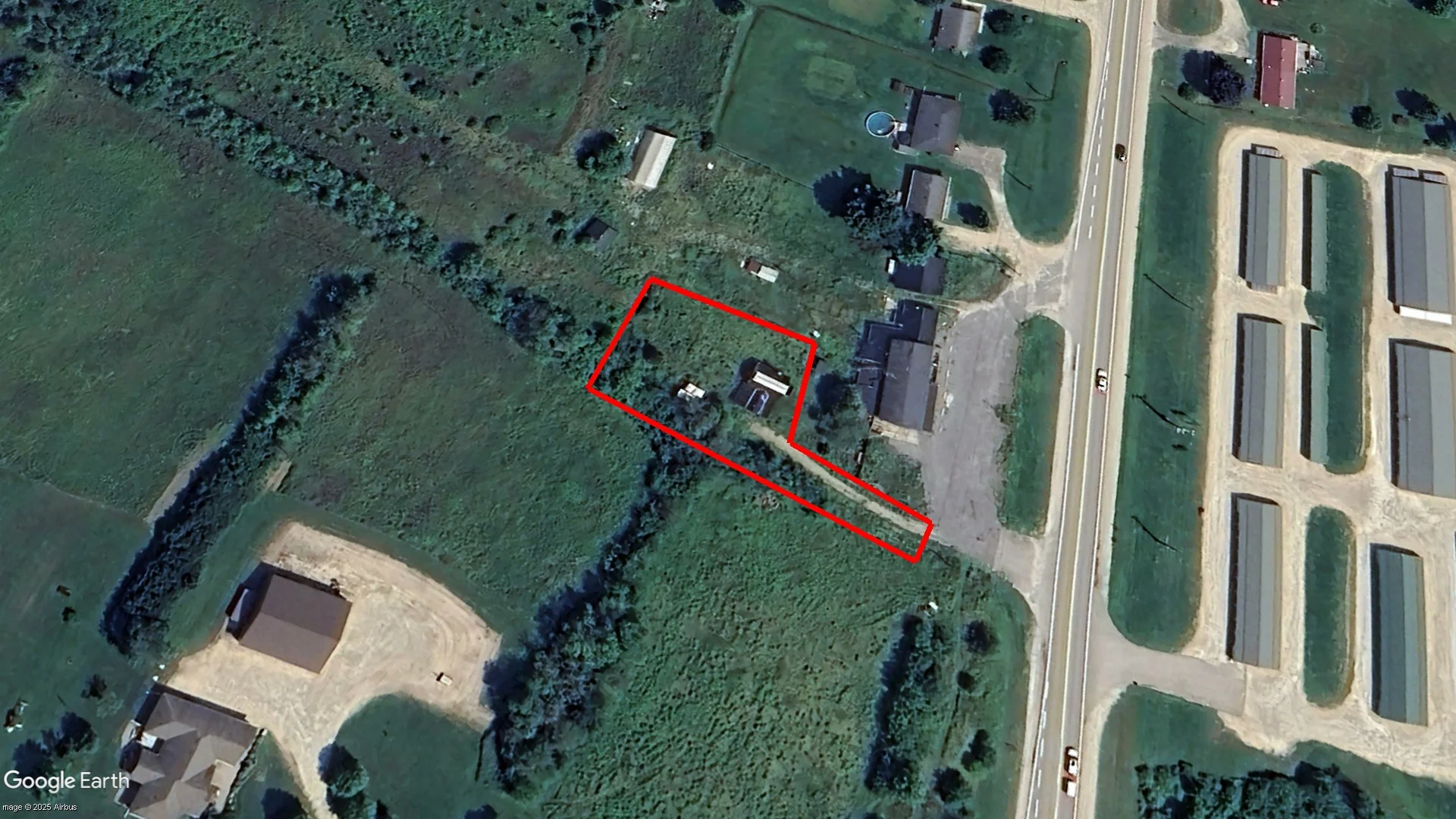 16918 Highway 7, Perth