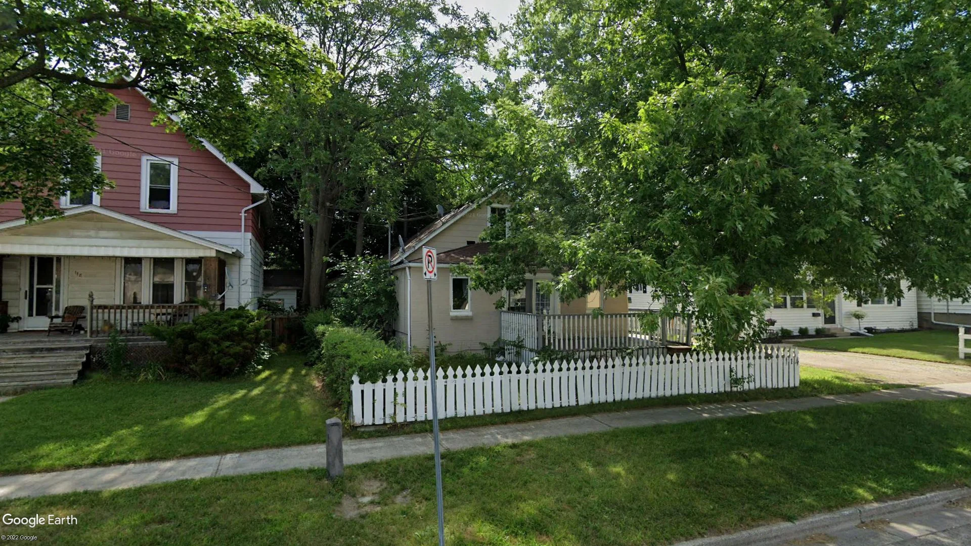 Tax sale property at 114 Dundas Street, Sarnia, Sarnia - Photo 4