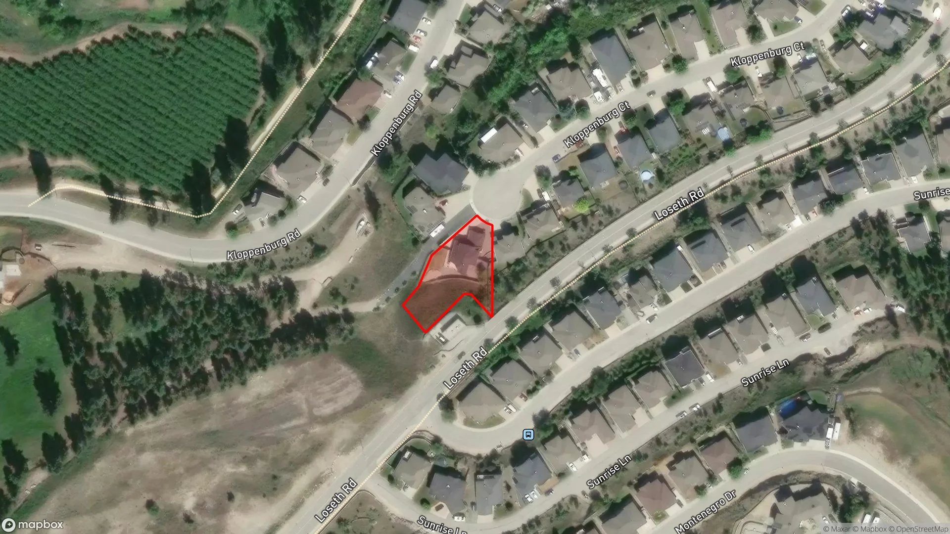 Tax sale property at 2001 KLOPPENBURG CRT KELOWNA V1P 1N6, Kelowna - Photo 2