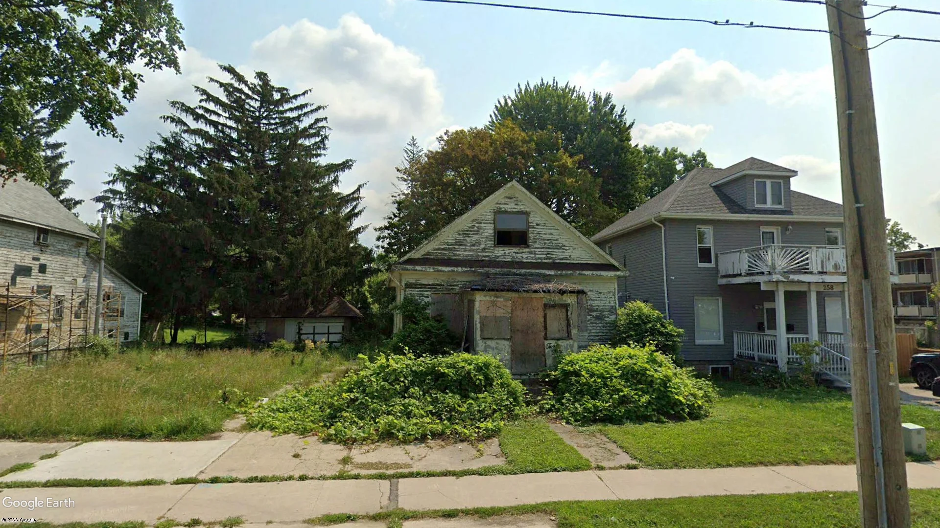 Tax sale property at 252-256 Christina Street South, Sarnia, Sarnia - Photo 4