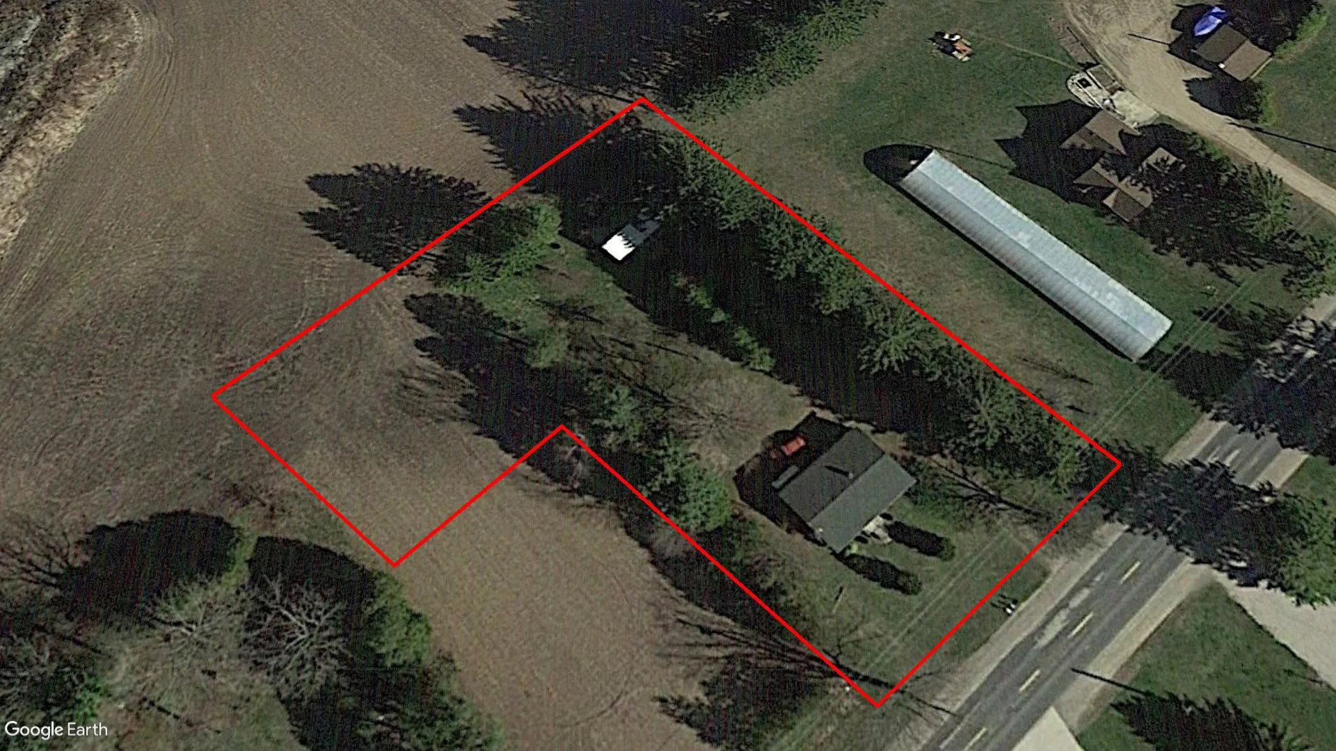 Tax sale property at 23092 Pioneer Line, West Elgin - Photo 2