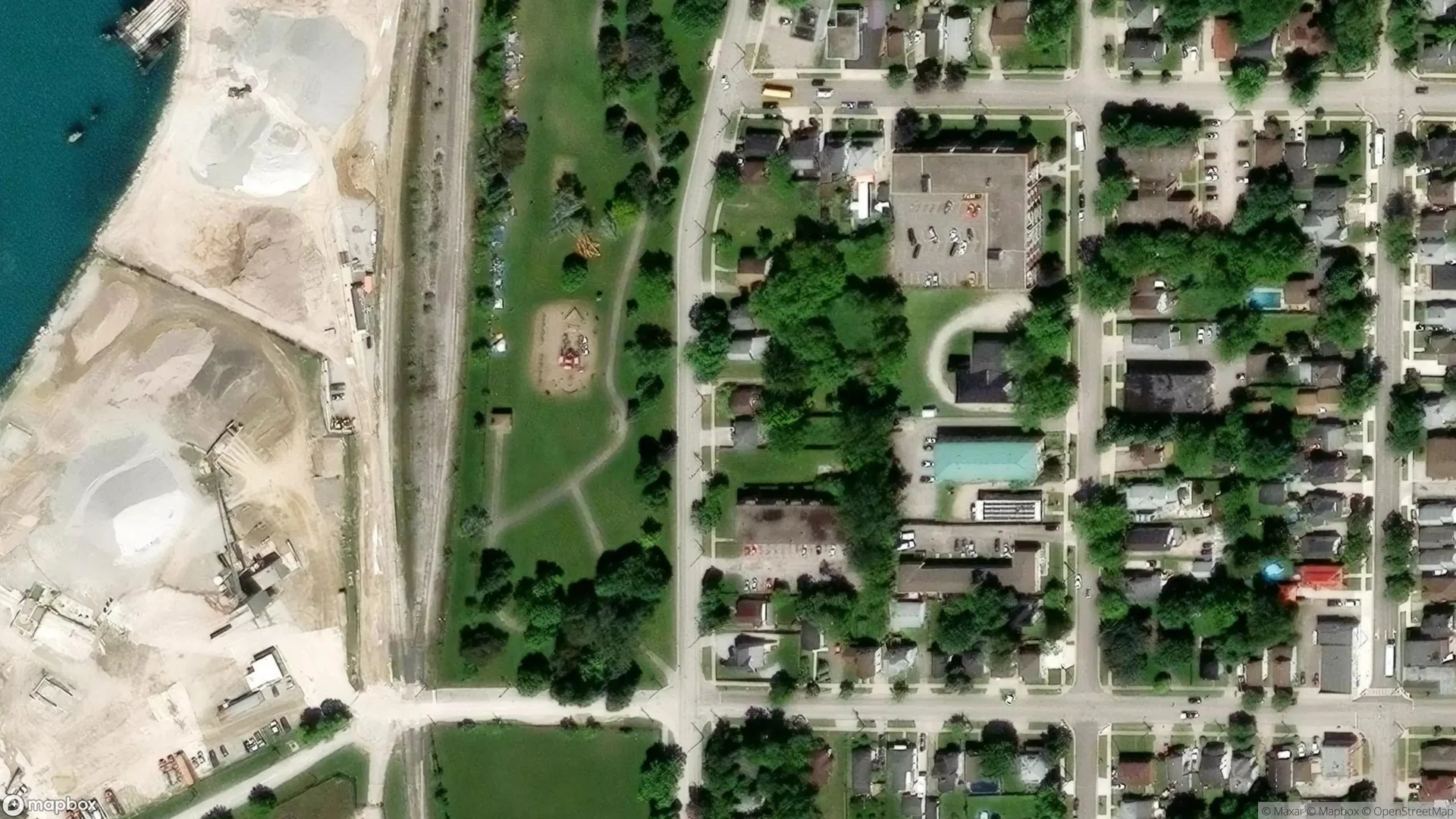 Tax sale property at Christina Street South, Sarnia, ON  N7T 2N5, Sarnia - Photo 2