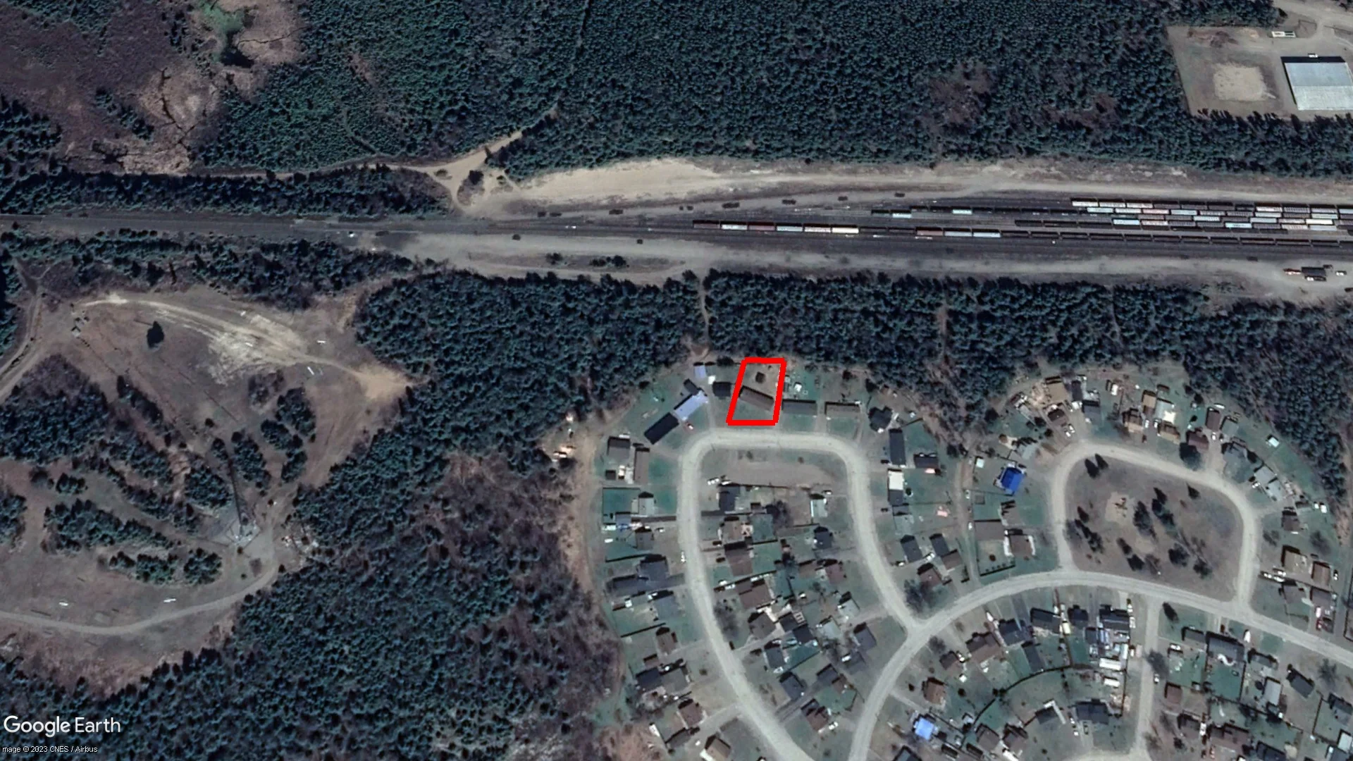 Tax sale property at 32-34 Birch Cres, Terrace Bay, Terrace Bay - Photo 3