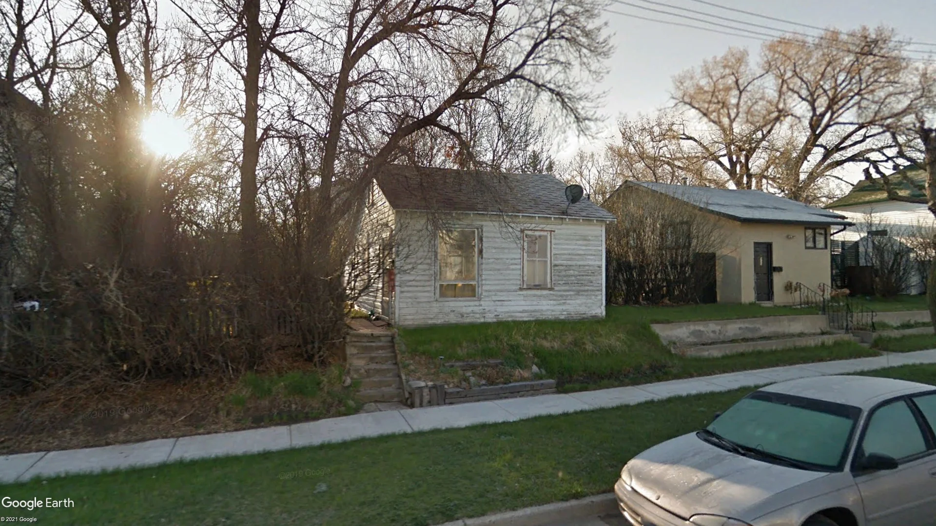 Tax sale property at 925 7 ST S, Lethbridge, Lethbridge - Photo 4