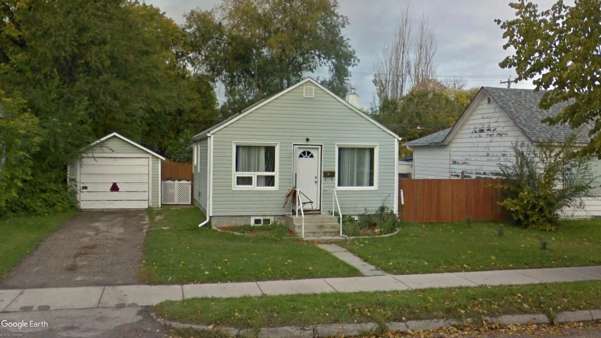 41 8TH ST NW, PORTAGE LA PRAIRIE, MB